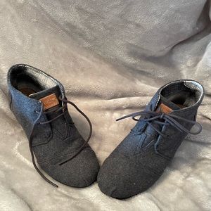 Toms booties